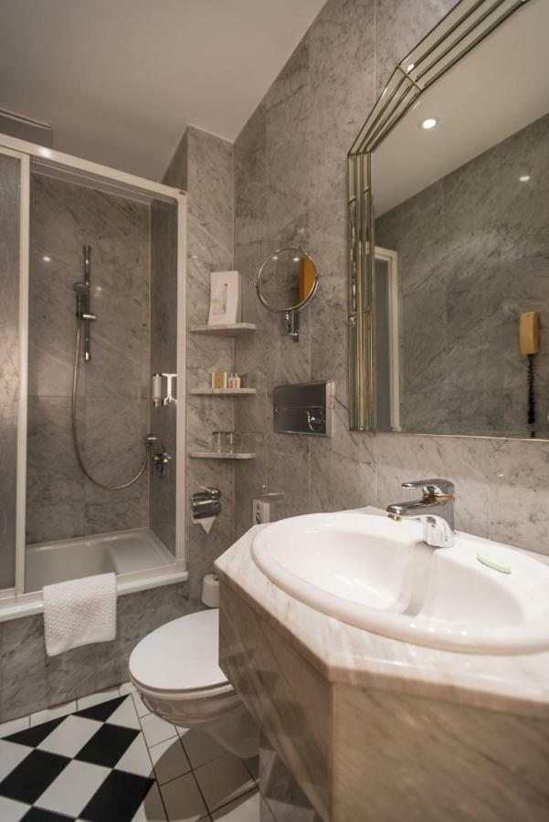 Hotel Heinz Höhr-Grenzhausen Εξωτερικό φωτογραφία